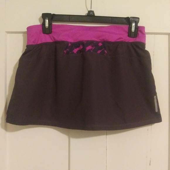 Champion Athletic Gray and Pink Skorts - Picture 2 of 6
